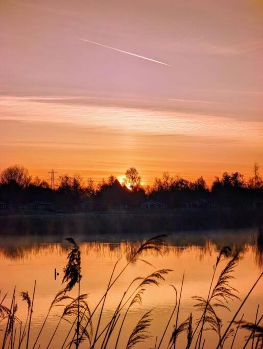 Lakeside View Wisbech Dış mekan fotoğraf